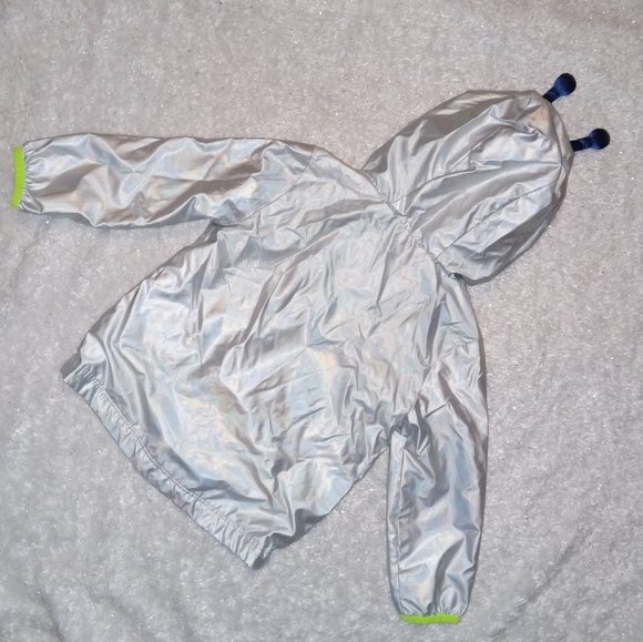 Cat & Jack Silver Space Cadet Alien Zip Up Windbreaker Raincoat size 2T - Picture 4 of 6